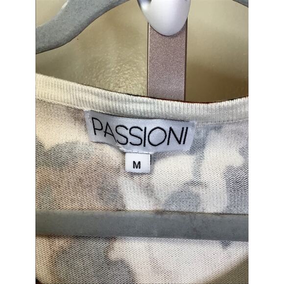 Women Cheetah Print Sweater Set Sz. Med NWOT Passioni Brand 2 in one Sweater Set - Picture 14 of 15